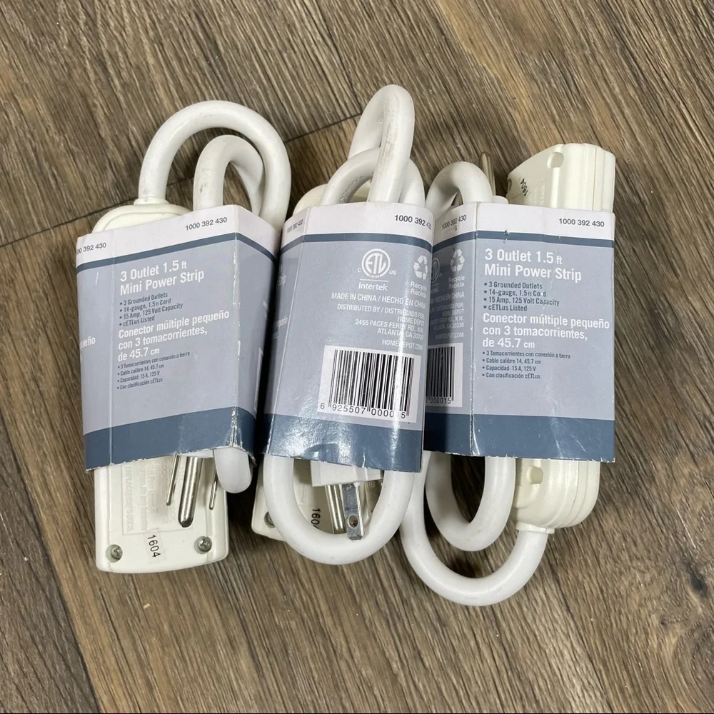 3 Outlet 1.5ft Mini Power Strip